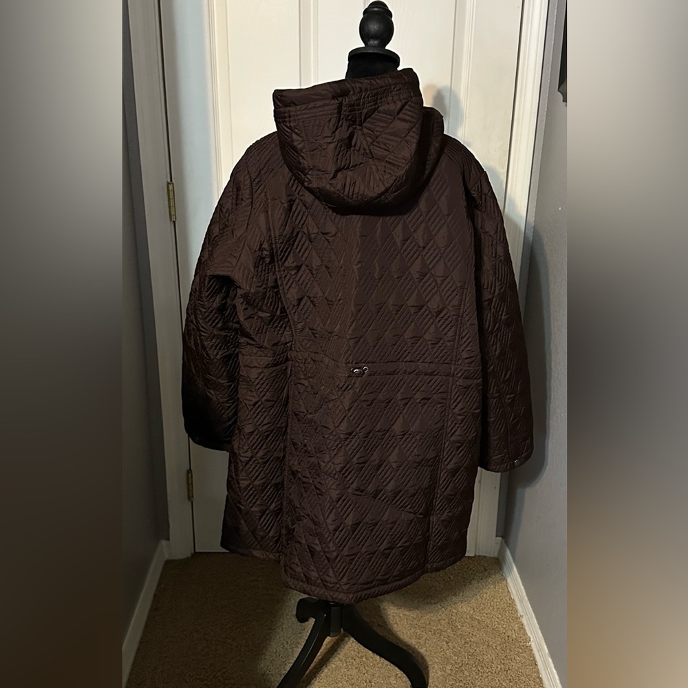 NWT Avenue Womens Jacket 26/28 Quilted Coat Dark Rich Brown Lightweight yet Warm - Picture 6 of 11